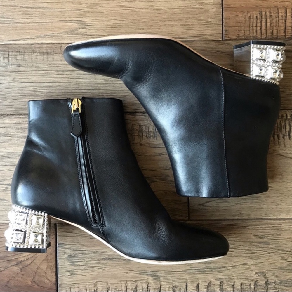 MIU MIU black leather ankle boot rhinestones 36 6